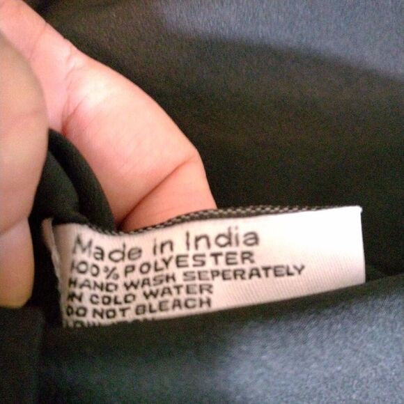 NWT Buckhead Besties Womans Small Top Blouse Black Long Sleeve Elastic Wrist - Picture 6 of 6